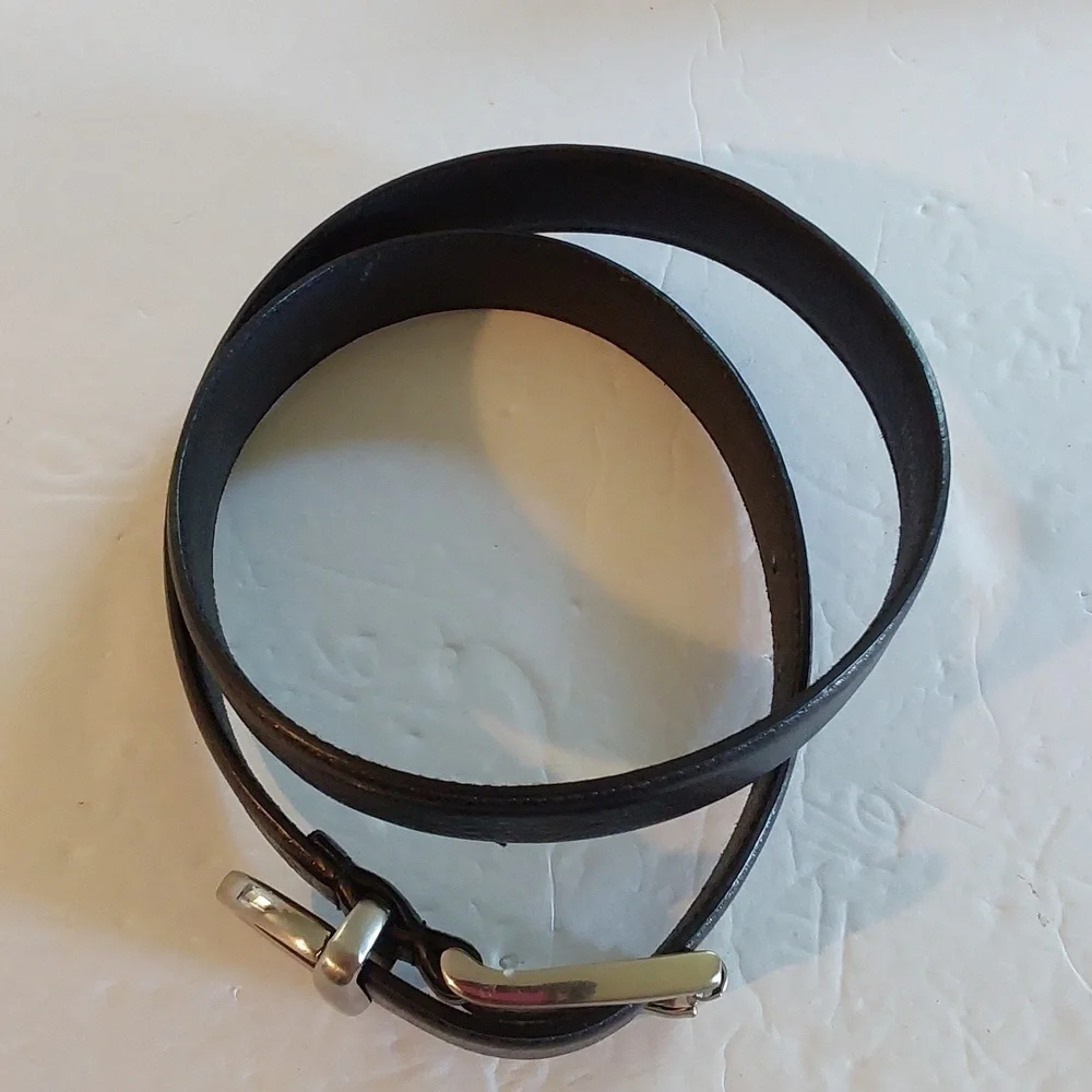 MENS Dockers Belt Premium leather Silver TIP/ Silver Buckle  Minimalist Sz.34